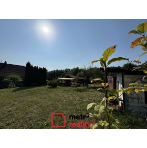 Pozemek k bydlení na prodej, Ptení 1.317 m²